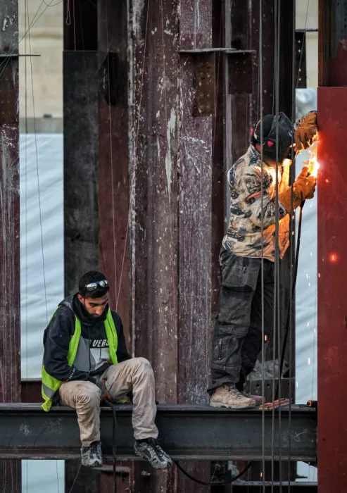 Alsofey, Bashar: Welding man