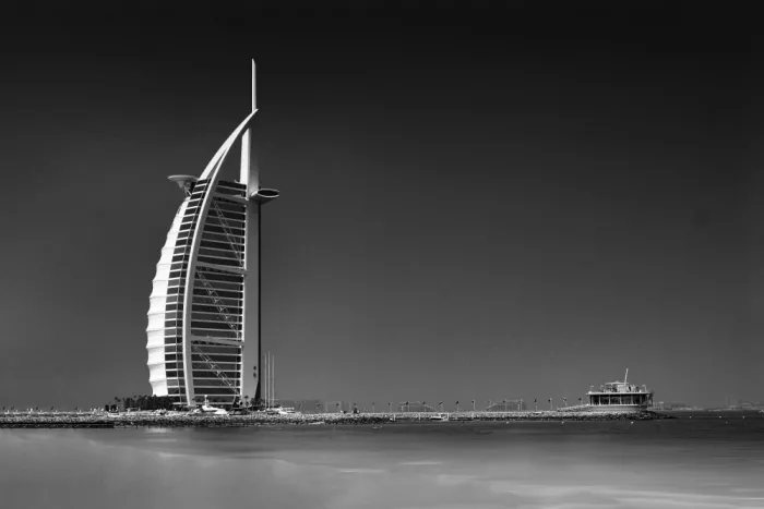 Bunjamin, Antonyus: Al Burj