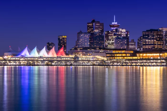 Viola, Melanie: Affascinante Impressione serale da Vancouver