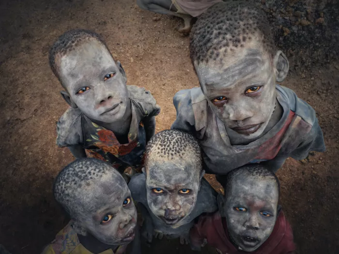 Yosifov, Svetlin: Five Mundari children