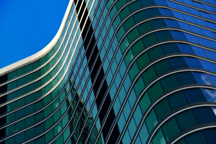 Siegel, S. Jerome: Building Curves,Reflections and Blue Sky