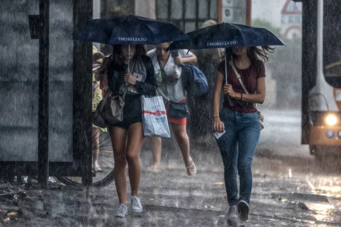 Melis, Maria Alberto: Regen in der Stadt