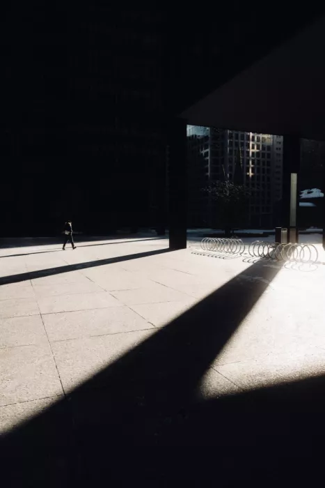 Kojima, Katsuhiro: Luz y sombra en Toronto