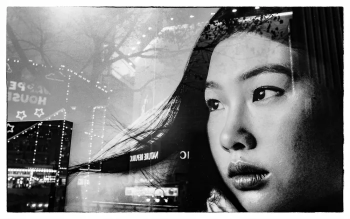 Kim, Parole: Alone