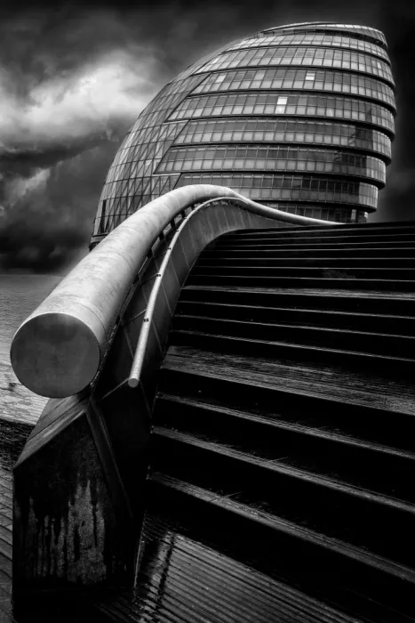 Villalba, Angel: London City Hall IV