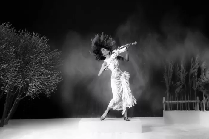 Adriana, Agus: Rhythmus der Seele