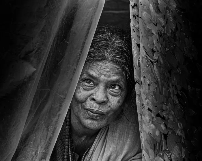 Prasad, Som: Peeping Through the curtains