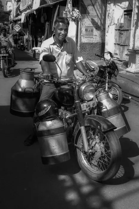 Alcalay, Eyal: Inde 2009