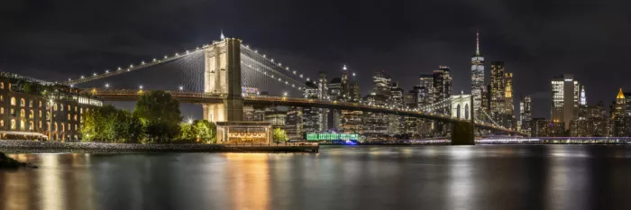Viola, Melanie: Magnifico panorama dello skyline di New York dal waterfront di Brooklyn