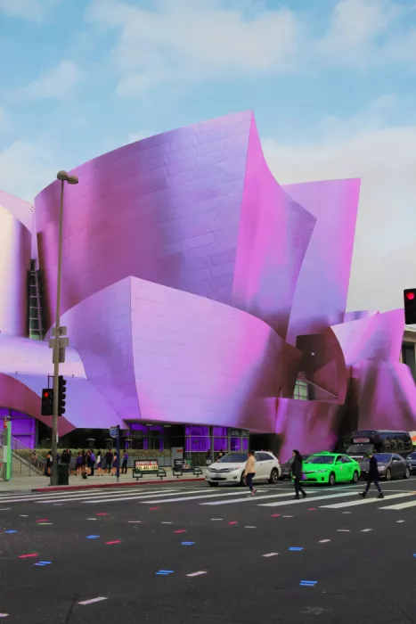 Windeknecht, Tom: Flujo arquitectónico violeta
