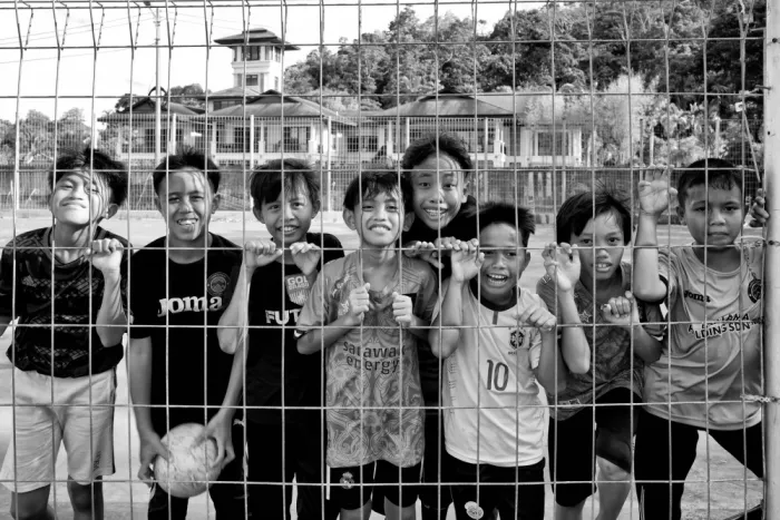 Long, Kieron: Compagni di squadra
