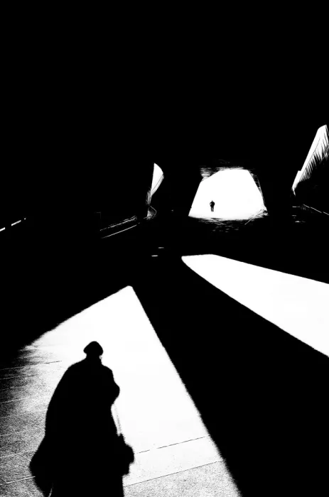 Kim, Parole: Alone