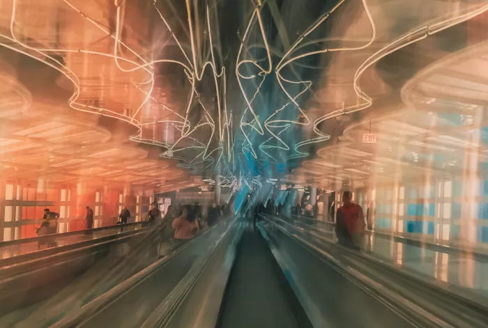 Chen, Li: Airport rush
