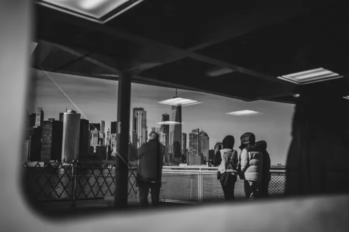 Frank, Ken: Riflesso dello skyline
