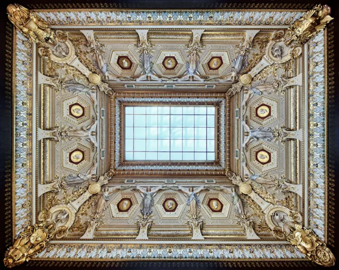 Reichert, Renate: Im Louvre