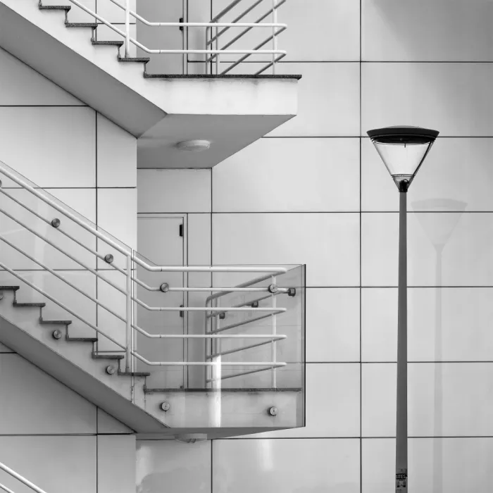 Schuurmans, Wim: - Moderní pouliční lampa I -