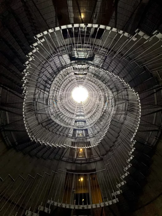 KOBAYASHI, KIMIO: Labyrinthe vers le ciel