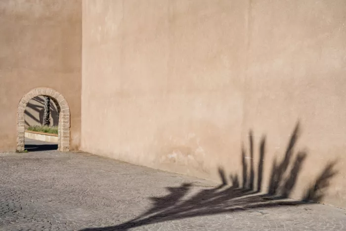Photolovers: Sombra en la pared en Marruecos