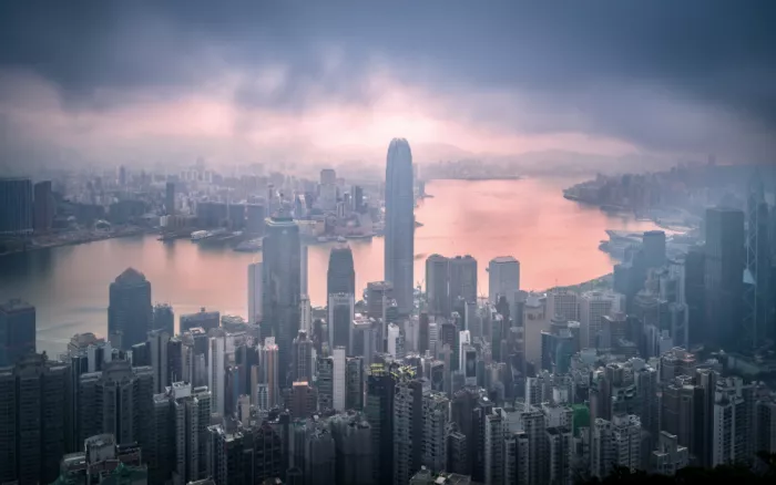 Ling, Ariel: Hong Kong Foggy Sunrise