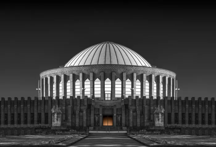 Schwerdtfeger, M Roland: Tonhalle
