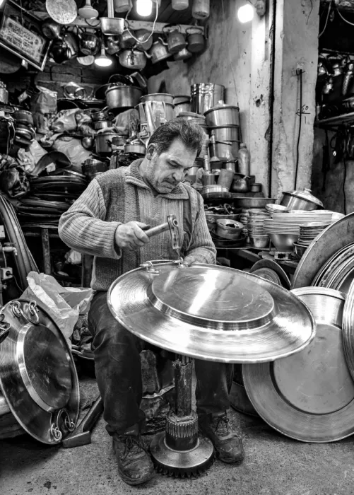 Alsofey, Bashar: Lavoro manuale