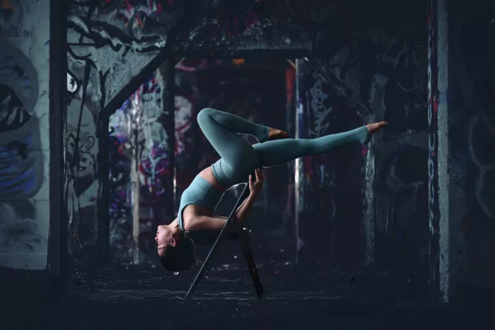Li, Rob: Chair Yoga