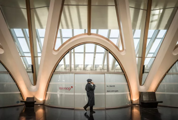 Keurlinckx, Els: Sur la ligne