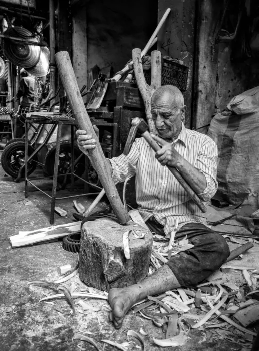 Alsofey, Bashar: Lavoro manuale