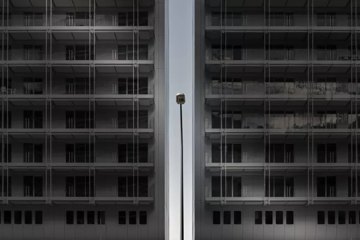 Schuurmans, Wim: - Moderní pouliční lampa VII -