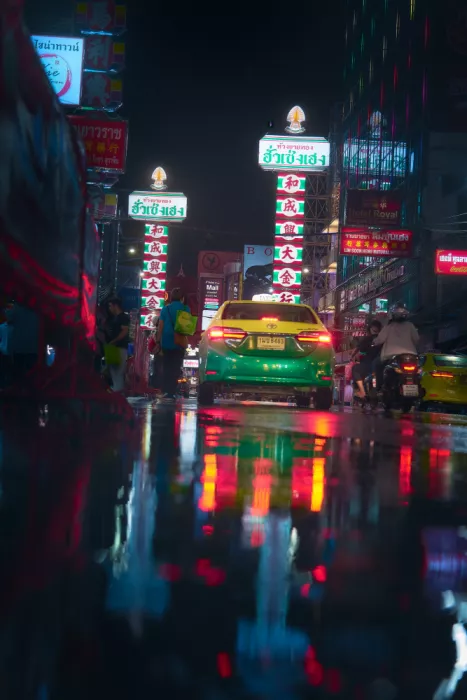 la, De Javier: Bangkok ze stínů
