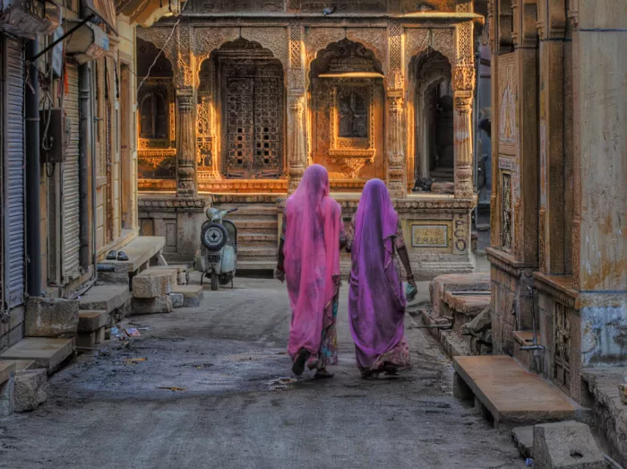 Hammer, Peter: Deux femmes à Jaisalmer
