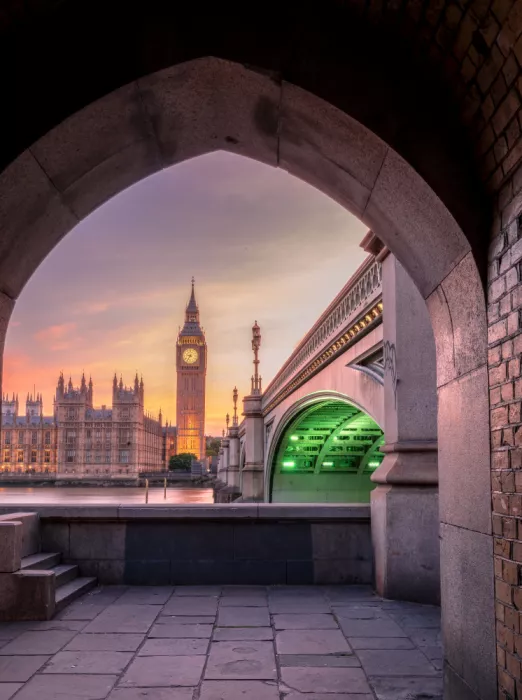 Ling, Ariel: Tramonto classico di Londra