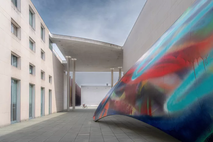 CabGuy, Kilian: Fuera del Museo de Arte