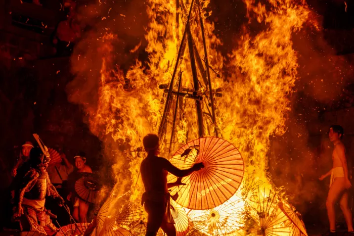 Sameshima, Yasutaka: Grillen unter dem Regenschirm