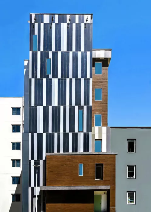 Orbach, Arnon: Facciata - Van Nuys, California
