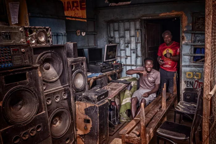 Stranak, Pavol: African DJs