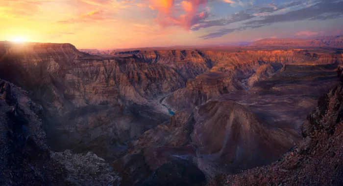 Joanaduenas: First lights over the canyon 7R46722P