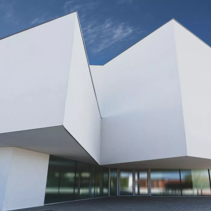 (laGrange), Vangindertael Luc: The theatre