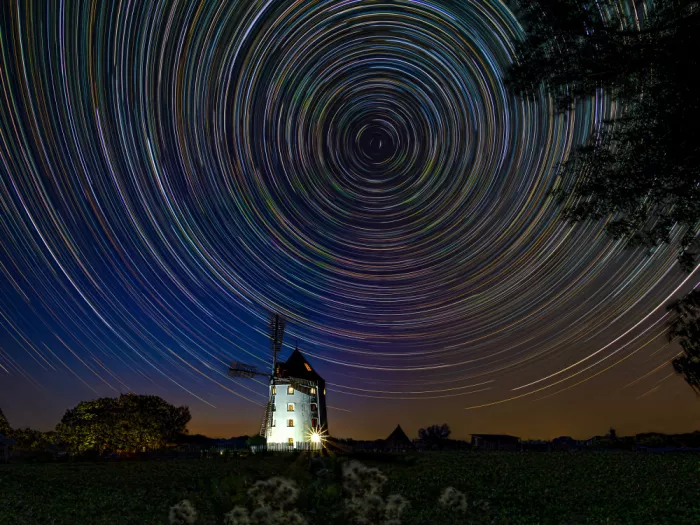 Rosenkrancová, Ilona: Sotto il cielo notturno estivo