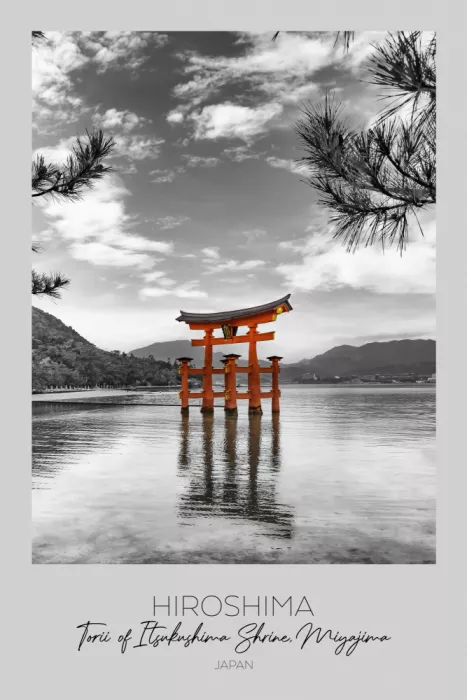 Viola, Melanie: A fuoco: Torii del Santuario Itsukushima a Miyajima | ColorKey