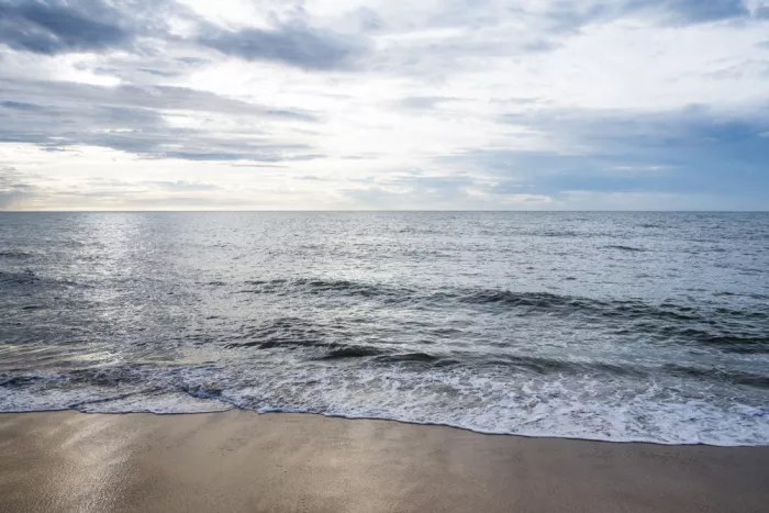 Photolovers: Tropical beach in Sri Lanka
