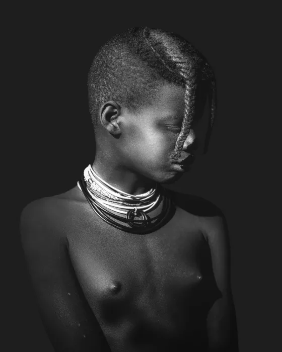 Chen, Nichole: Grace in Shadow
