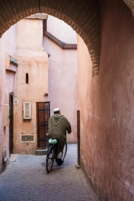 Photolovers: Fotografía callejera en la medina antigua de Marrakech, Marruecos