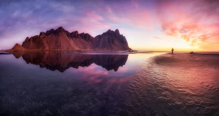 Osuna, Fran: Sonnenaufgang in Stokksnes