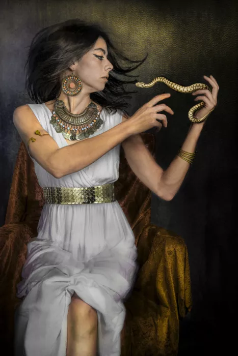 Benezech, Martine: Tragic queen