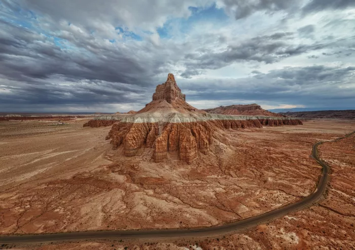 Lu, Linda: Castillo en el desierto