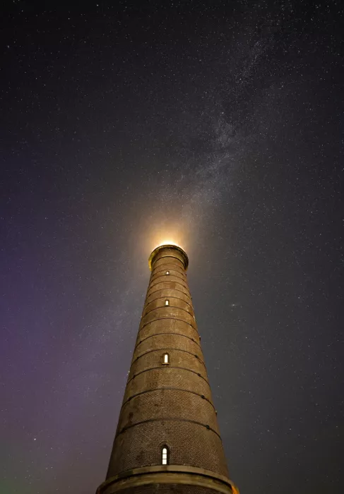 Keller: El faro gris