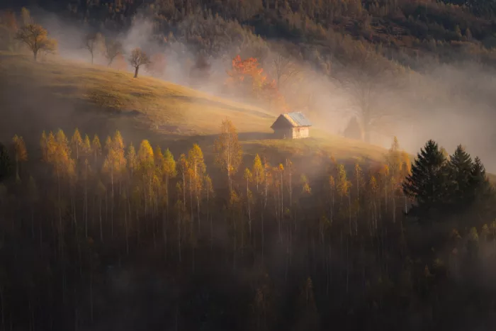 Coman, Ionut Alexandru: Ländlicher Herbst in den Hügeln