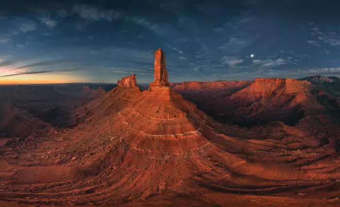 P., Ruiqing: The Monolith Watching the Moon