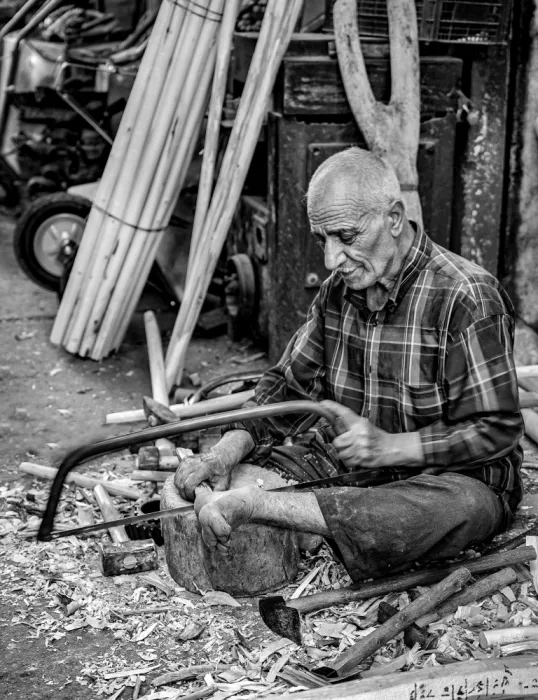 Alsofey, Bashar: Carpenteria tradizionale
